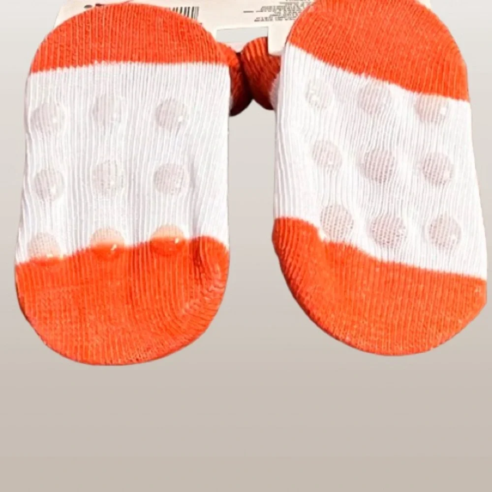 🆕- Halloween Pumpkin Baby Booties. 0-3 months